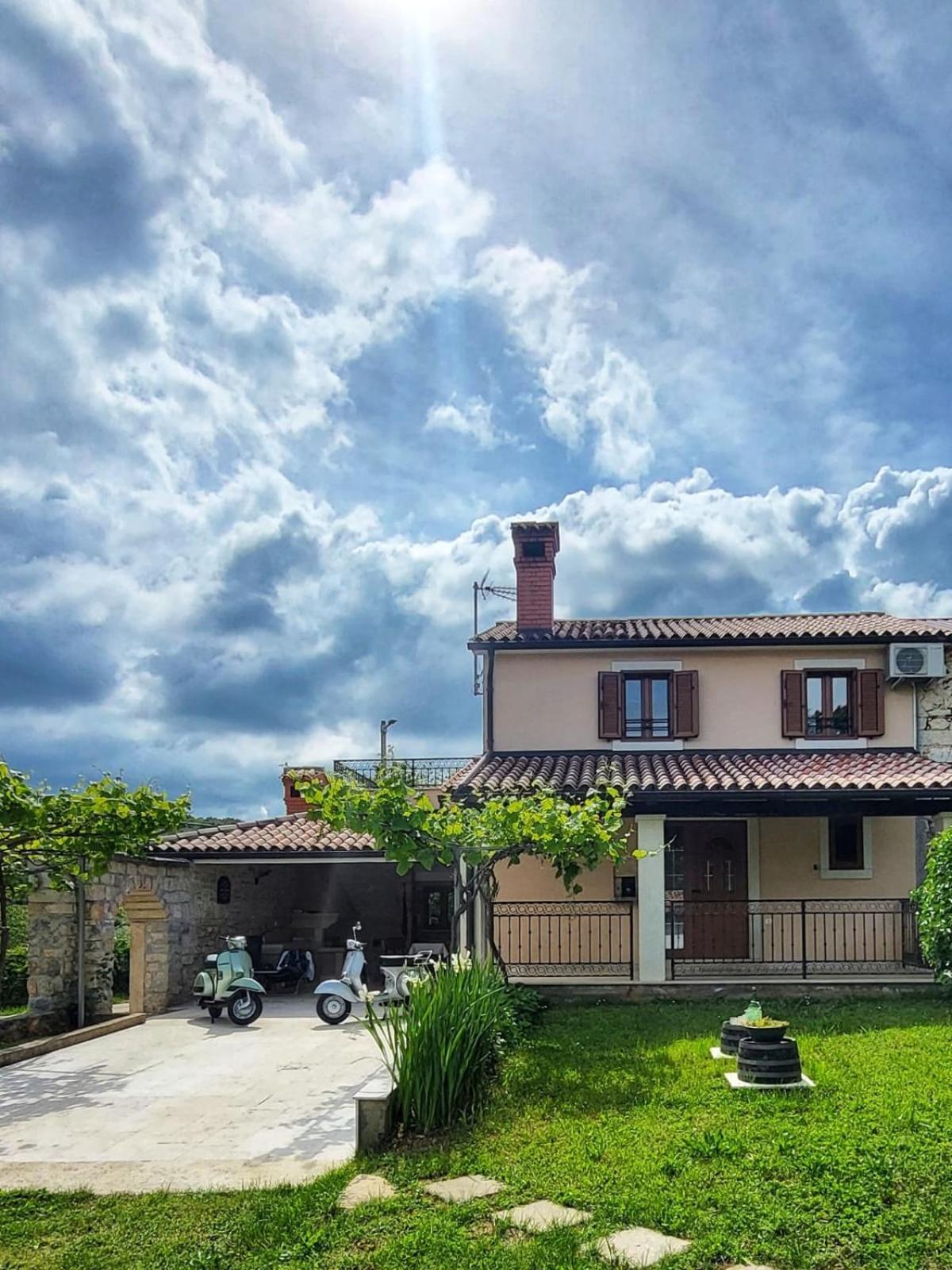 Villa Casa Mandula Rakotule Exterior foto
